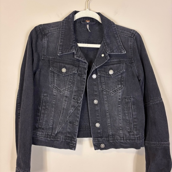 Free People Black Denim Rumors Jean Jacket XS - Picture 3 of 6